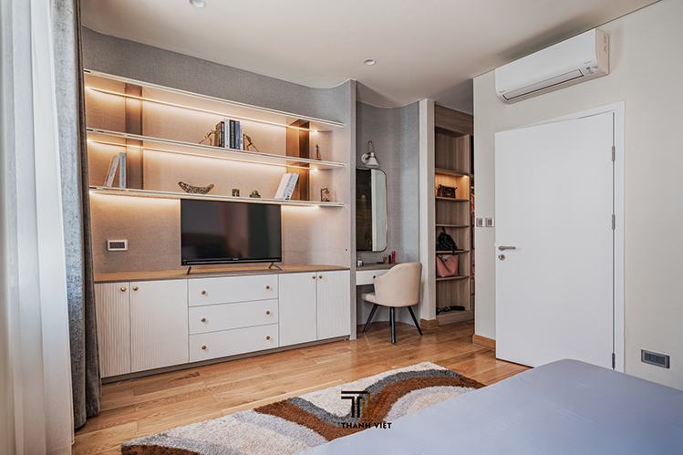 Bàn trang điểm tiện lợi