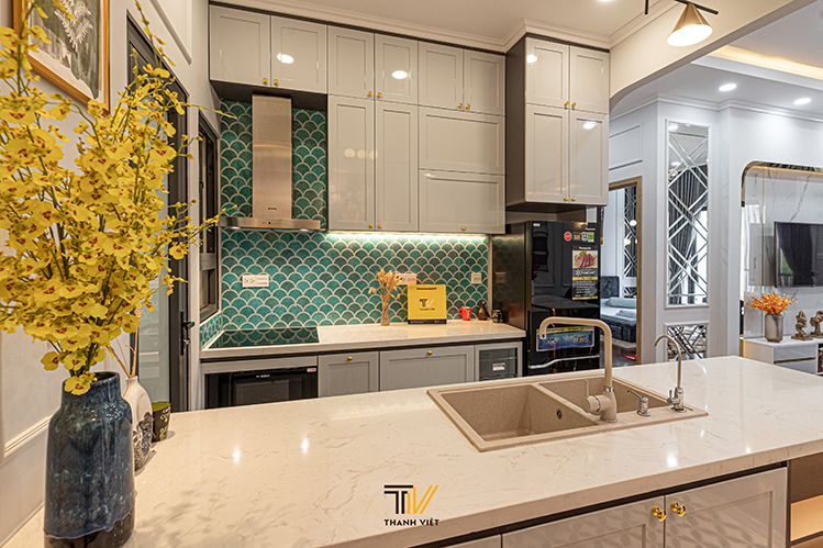 Bếp gạch ốp xanh độc đáo