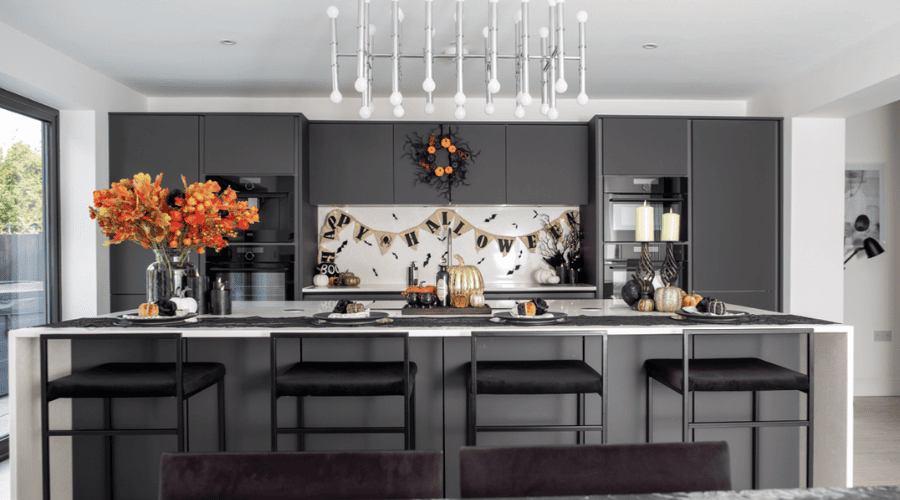 Bếp hiện đại phong cách Gothic